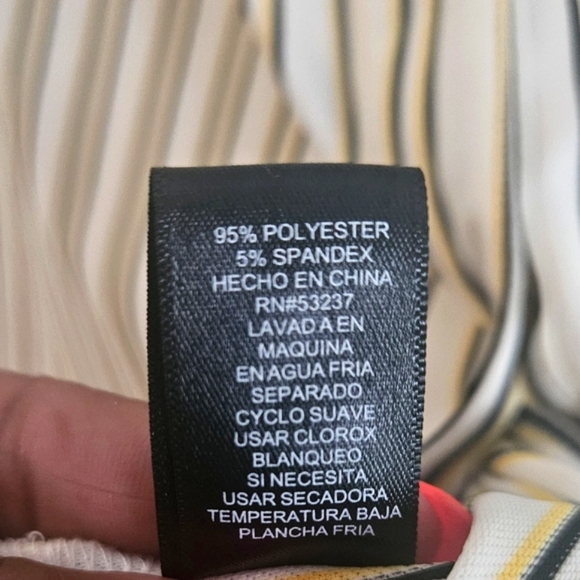 Striped shirt dress with belt. White, black, yellow - Picture 4 of 9